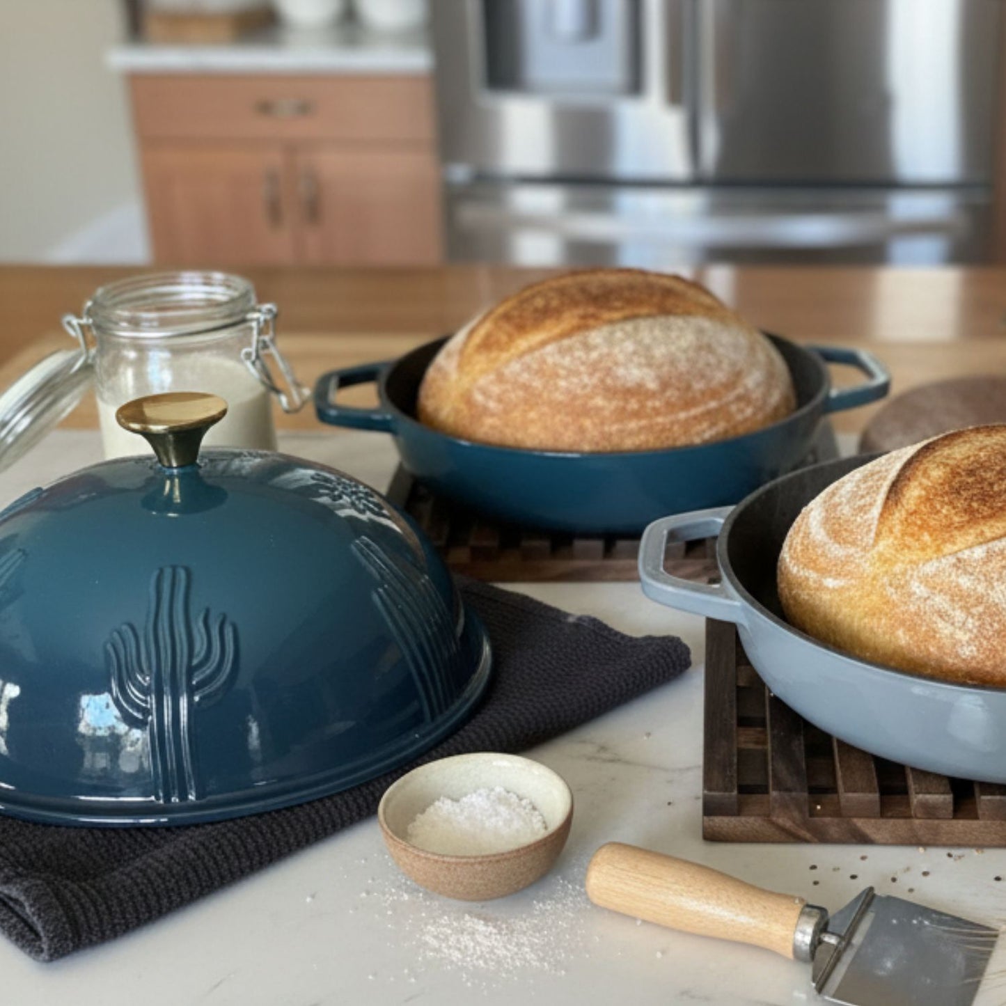 Flavehc Enameled Cast Iron Bread Oven with Cloche Lid