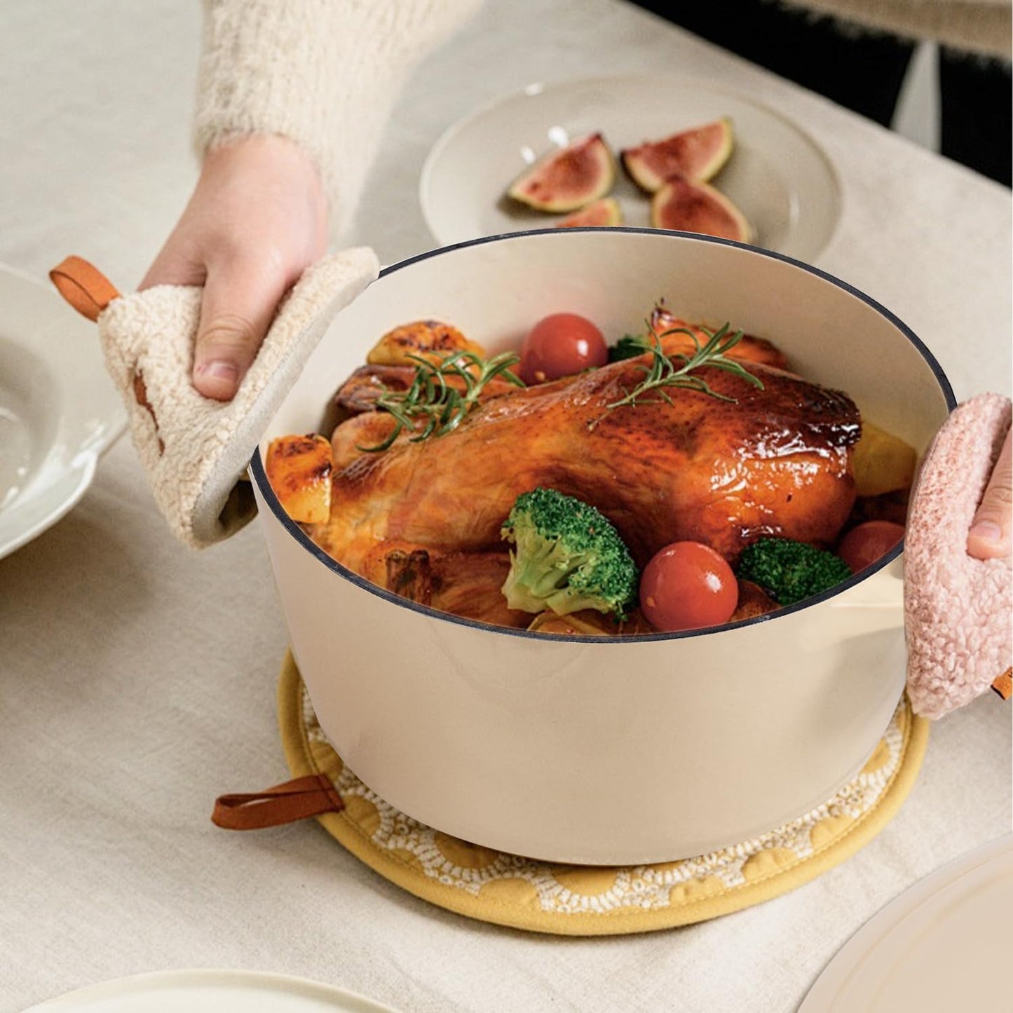 Flavehc Round Enameled Cast Iron Dutch Oven